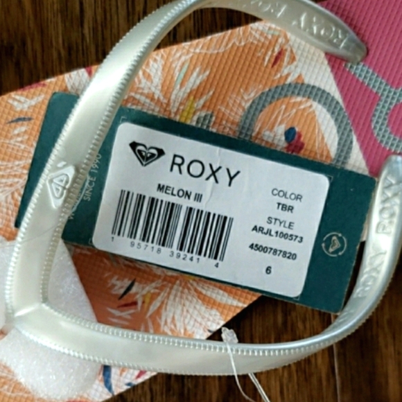 ROXY Melon III Floral flip-flops Size 6 Nwt - Picture 6 of 7